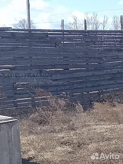 Забор на дрова