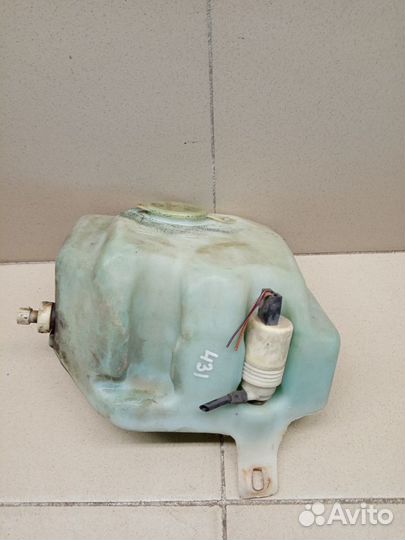 Бачок омывателя лобового стекла Omega A 1986-1994