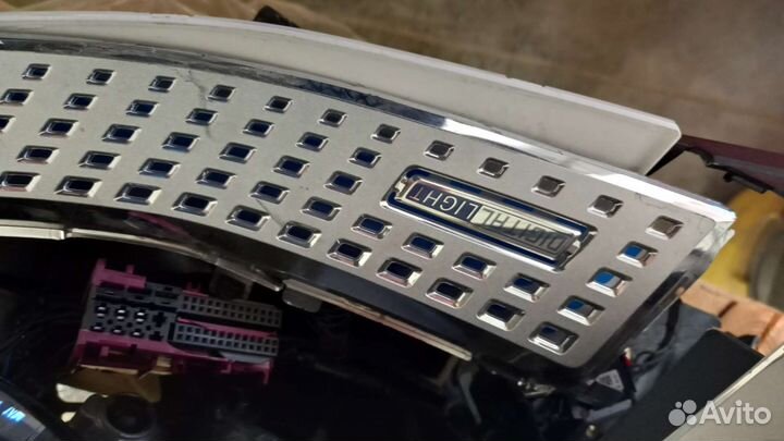 Фара левая Mercedes W223