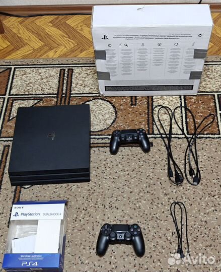 Sony PlayStation 4 Pro 2TB (9.00) + доп.геймпад
