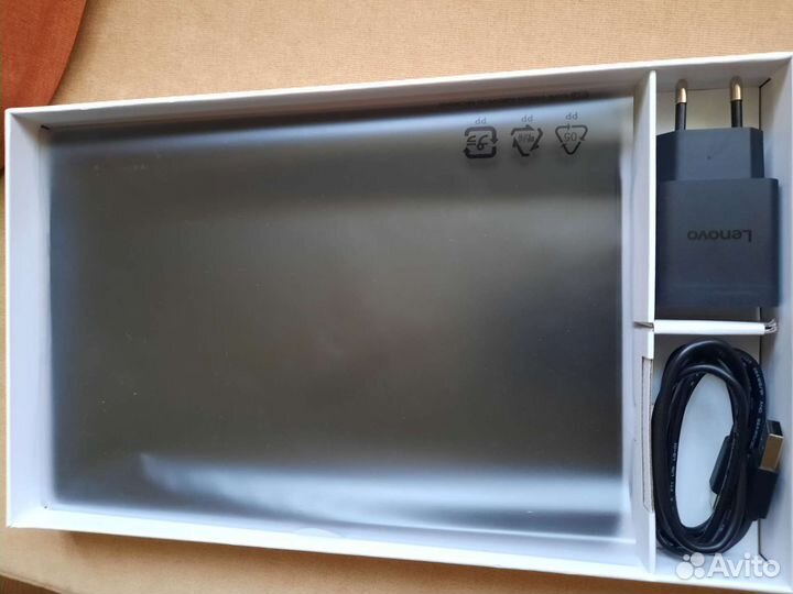 Планшет lenovo