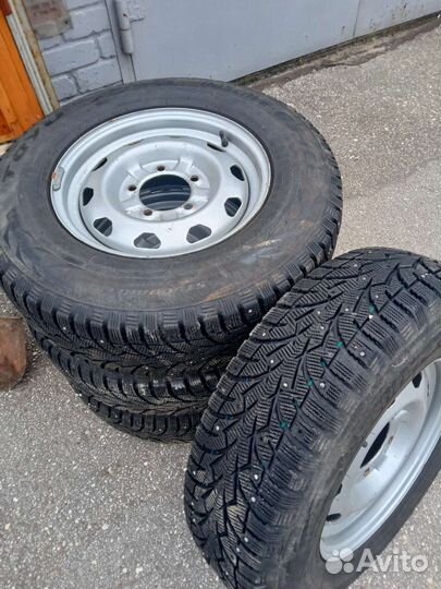 Toyo Observe G3-Ice 225/75 R16