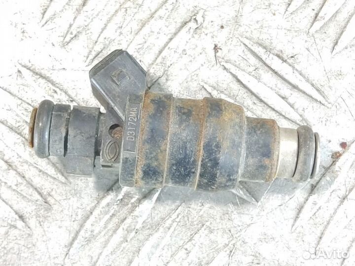 Форсунка двигателя Peugeot 306 1993 2003