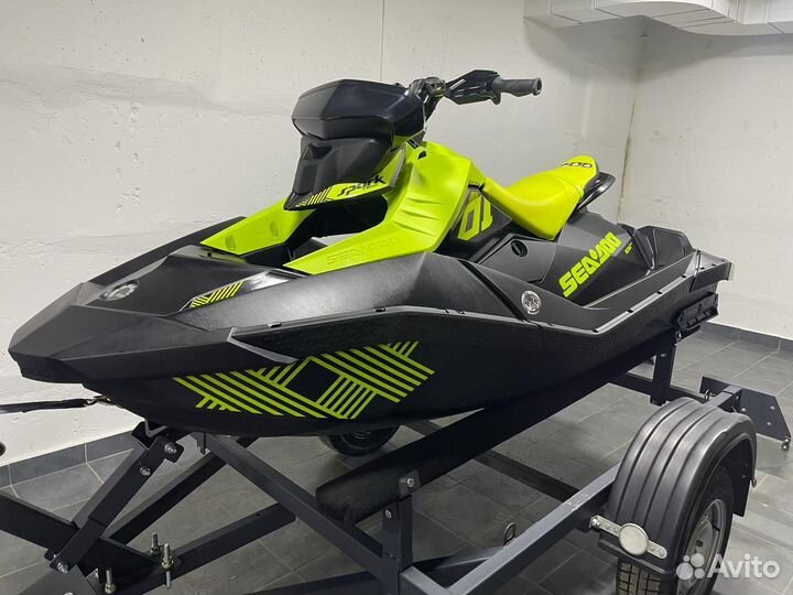 BRP SEA-DOO spark trixx 2UP