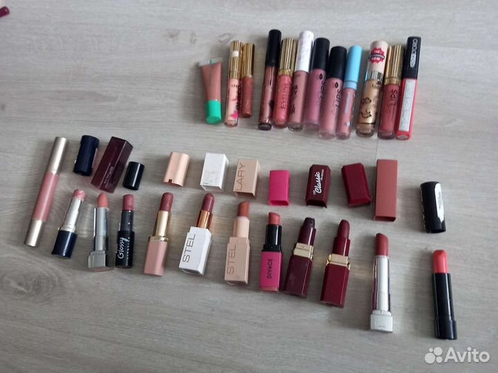 Блески и помады