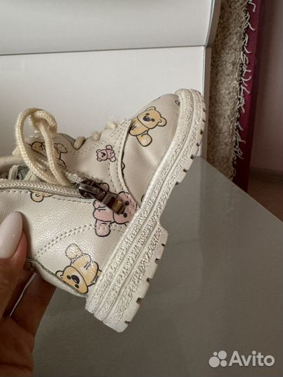 Ботинки для девочки