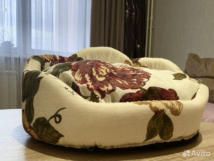 Лежанка для кошки
