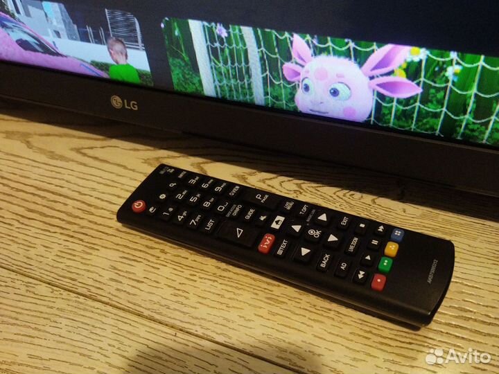 Телевизор lg SMART tv 32 с вайфаем