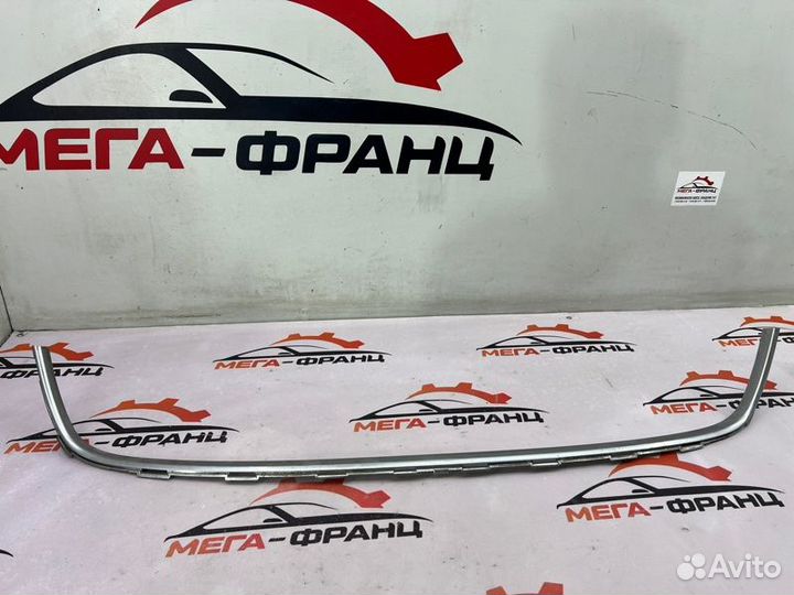 Молдинг решетки радиатора Citroen C5 X7 седан