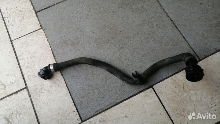 Патрубок системы охлаждения BMW F30