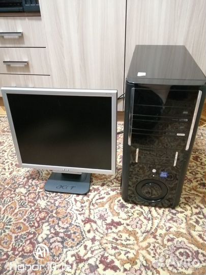 Компьютер и монитор