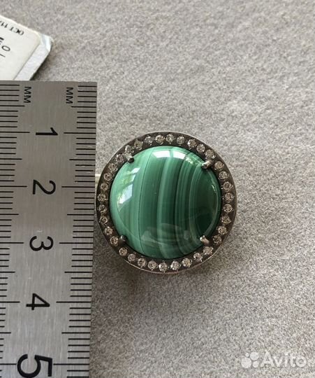 Брошь серебряная с малахитом 925пр. Новая