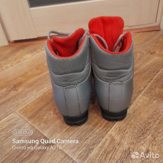 Лыжные ботинки ларсен