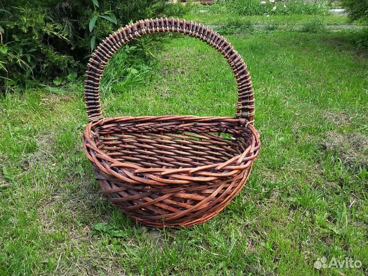 Корзины для цветов и подарков