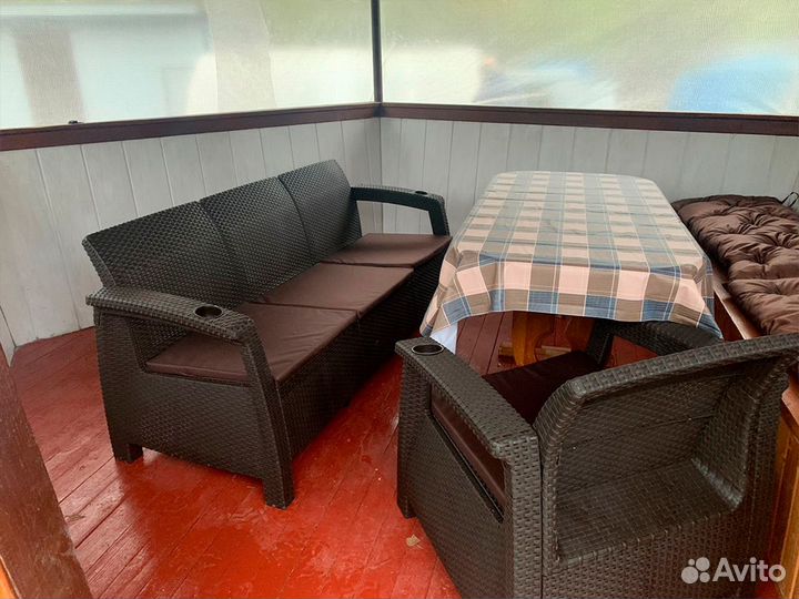 Мебель из ротанга - трехместный диван