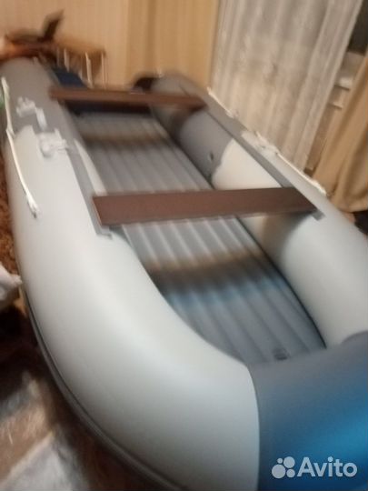 Моторная лодка