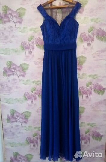 Вечернее платье