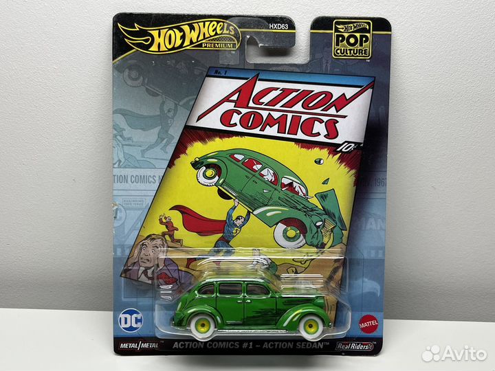 Hot wheels premium Action Sedan