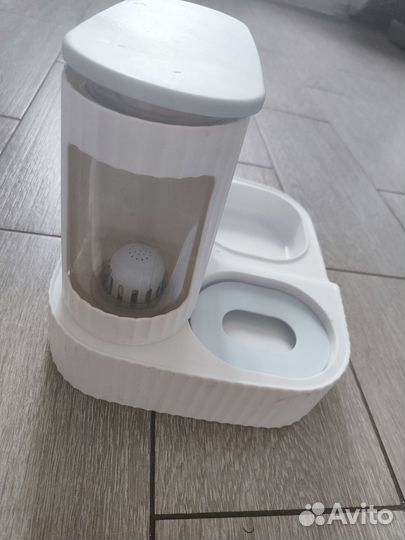 Кормушка для кошек