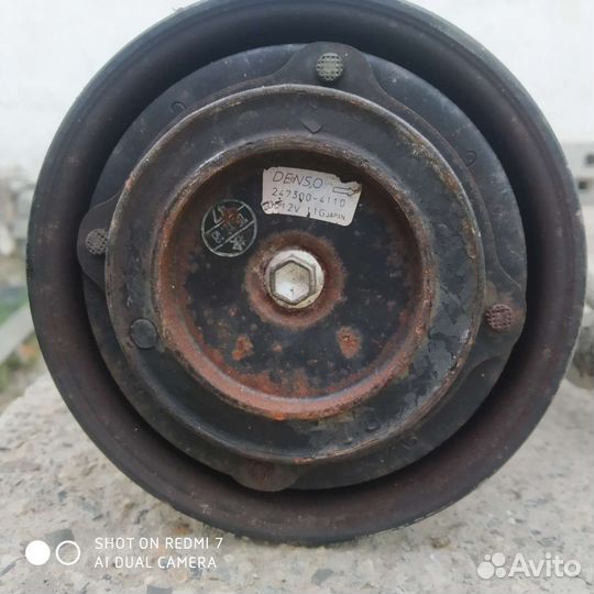 Компрессор кондиционера автомобильный