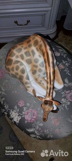 Статуэтка фарфор