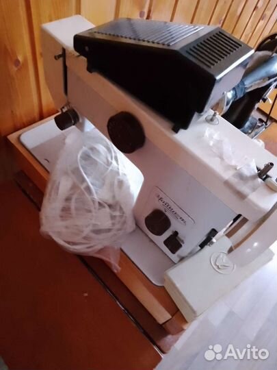 Швейная машина Чайка 134