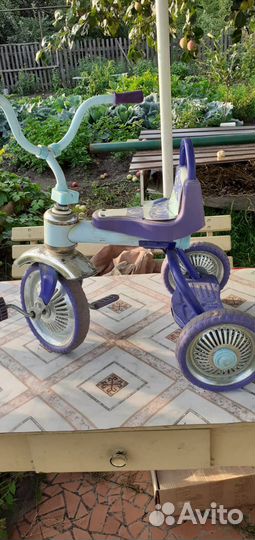 Детский трехколесный велосипед