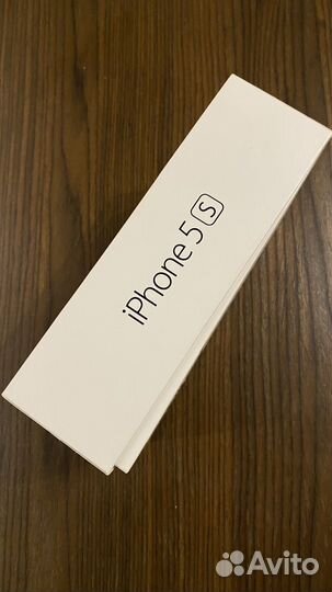 Коробка от iPhone 5s