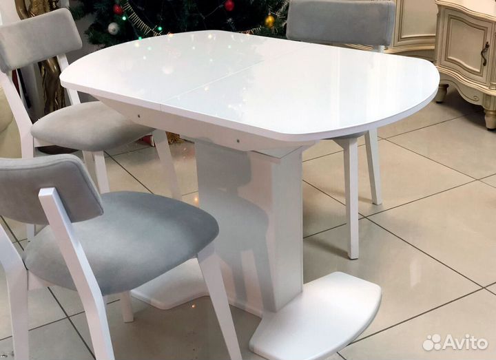 Кухонный стол