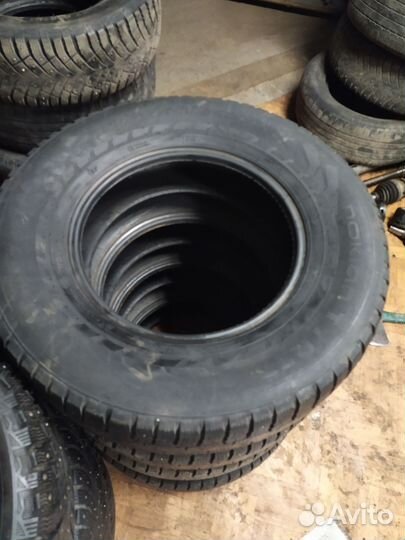 Nokian Tyres Nordman 7 SUV 225/75 R16