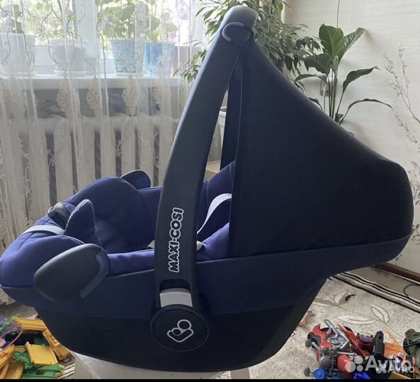 Maxi cosi pebble и база familyfix