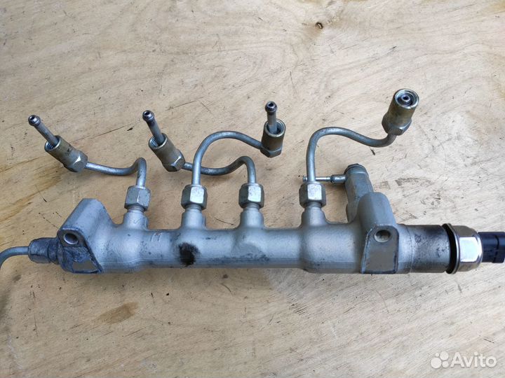 Рампа топливная Z17DTR на Opel Astra Zafira Meriva