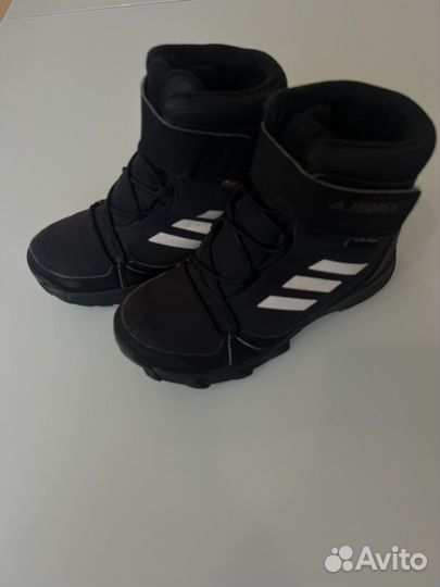 Ботинки зимние для мальчика 31 adidas terrex