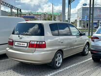 Kia Carens 2.0 MT, 2006, 121 000 км, с пробегом, цена 735 000 руб.