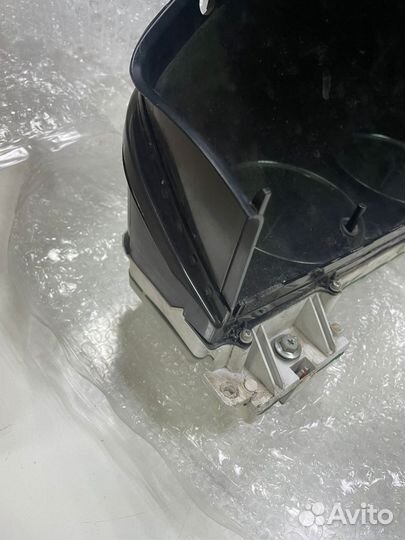 Продам щит прибор на Ленд Крузер 100