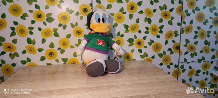 Мягкая музыкальная игрушка. Дональд Дак
