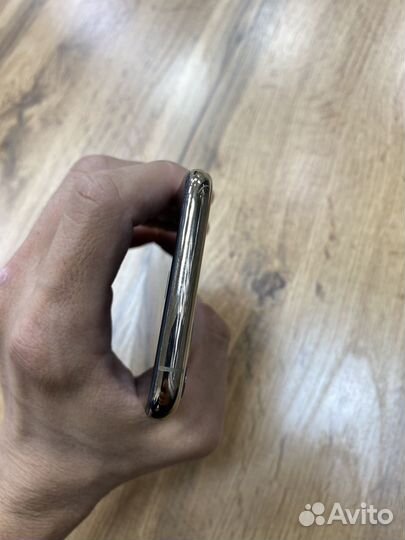 iPhone 11 Pro, 64 ГБ