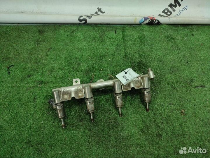 Топливная рейка Bmw 116I F20 N13B16A 2012