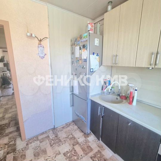 2-к. квартира, 45 м², 3/3 эт.