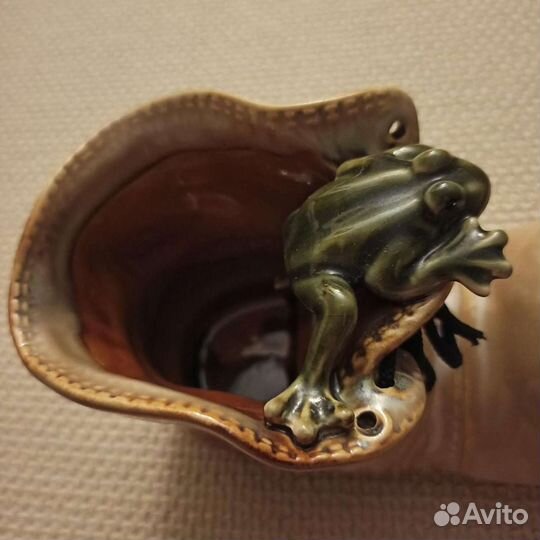 Лягушка из яшмы,хрусталя, кашпо с лягушкой