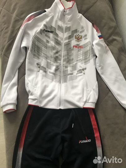 Спортивный костюм для мальчика 146 152