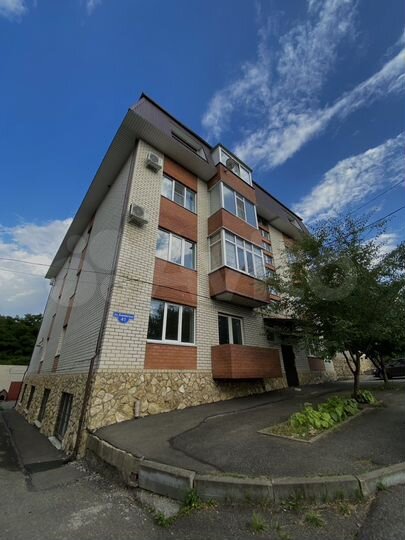 2-к. квартира, 58,4 м², 1/4 эт.