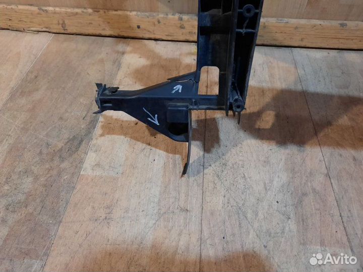 Панель передняя Mercedes Benz W117