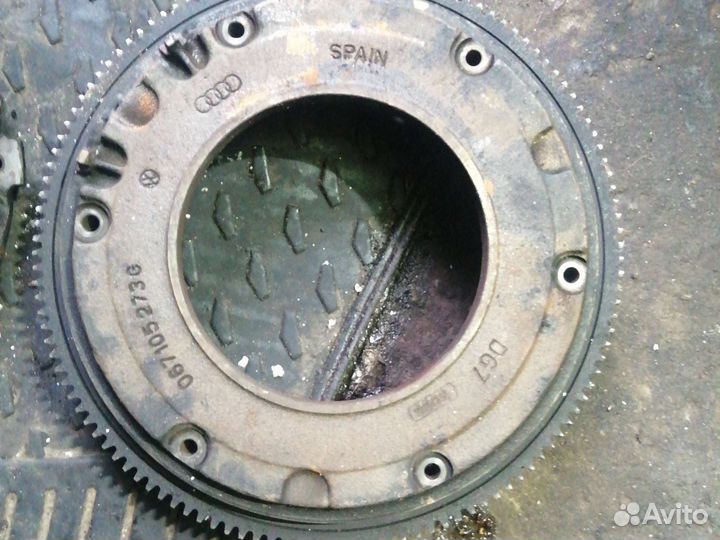 Маховик Volkswagen Polo 067105273G AE
