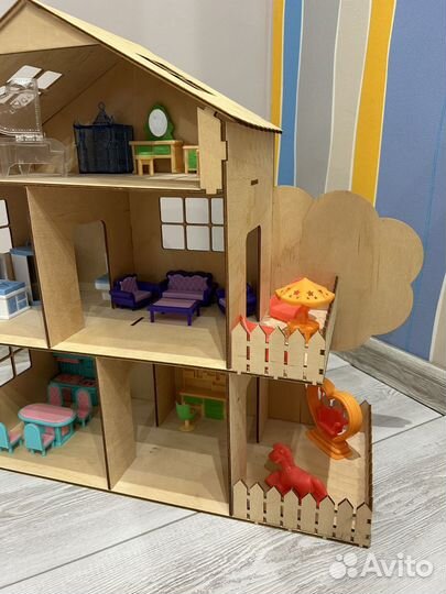 Домик кукольный деревянный с мебелью