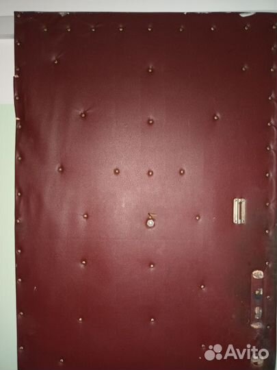 Дверь входная деревянная бу