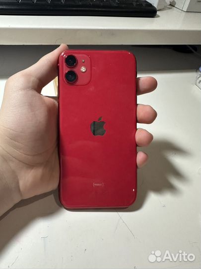 iPhone 11, 64 ГБ