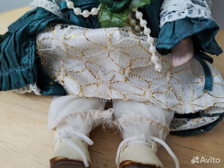 Кукла ретро