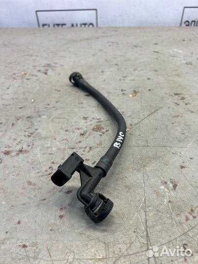Патрубок Bmw 5 G30 2.0 2020