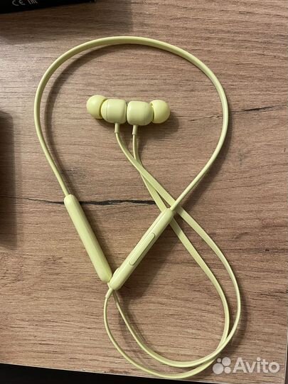 Наушники Beats Flex